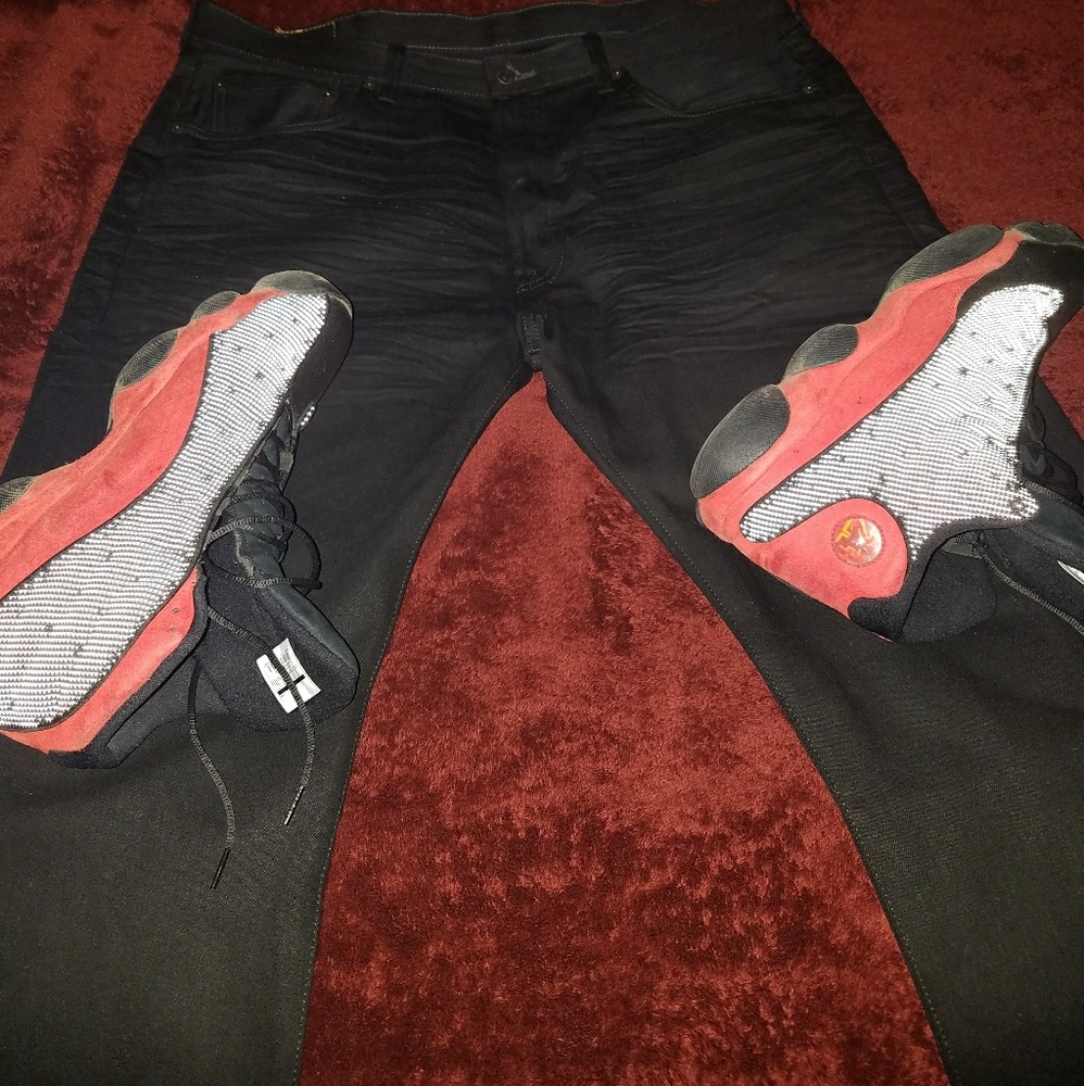 Men's 501 Levi Jeans  (black) size 38W 32L